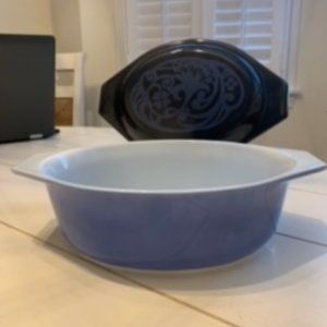 Pyrex Vintage 1-1/2 Quart Pyrex Casserole with Lid - Midnight Bloom rare pattern